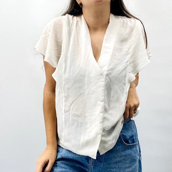 Go Silk white flutter sleeve silk flowy blouse - Picture 7 of 7